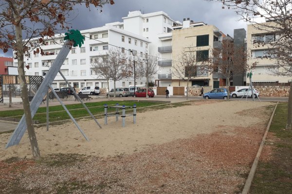 Seguim dotant Ciutadella de parcs infantils més moderns i sostenibles