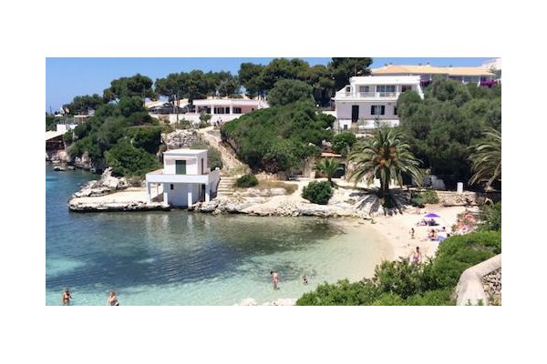 Ciutadella posa en funcionament el servei de platges adaptades a Santandria i Sa Platja Gran