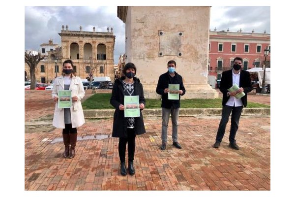 Ciutadella obre a la ciutadania la iniciativa de recuperació de la plaça des Born per als vianants