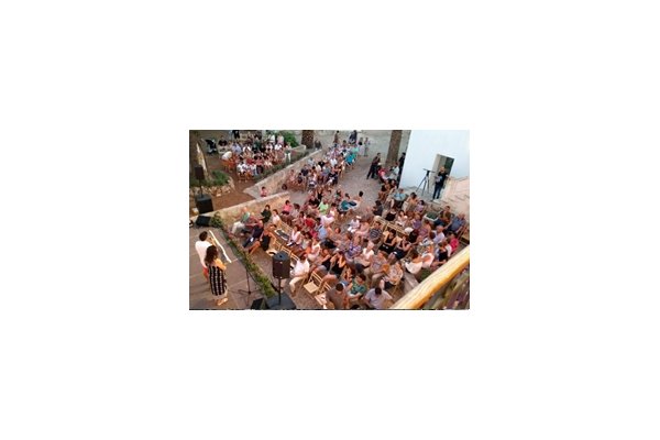 CAN SAURA obre les portes a la CULTURA
